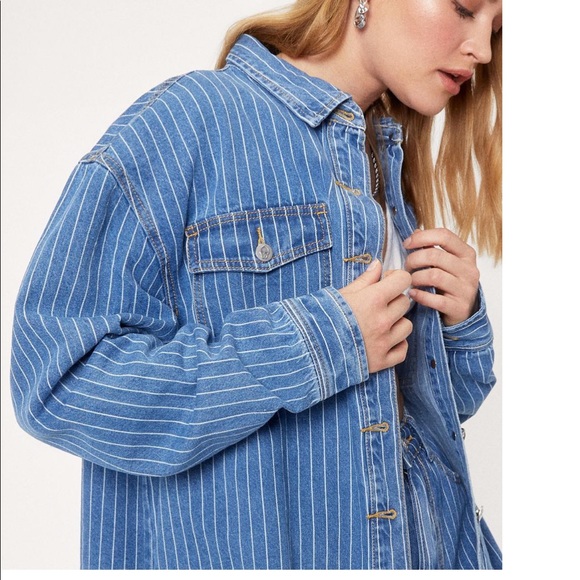 Pinstripes oversized denim shirt - Picture 3 of 4